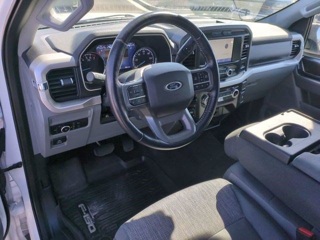 Used 2022 Oxford White Ford XLT image 15