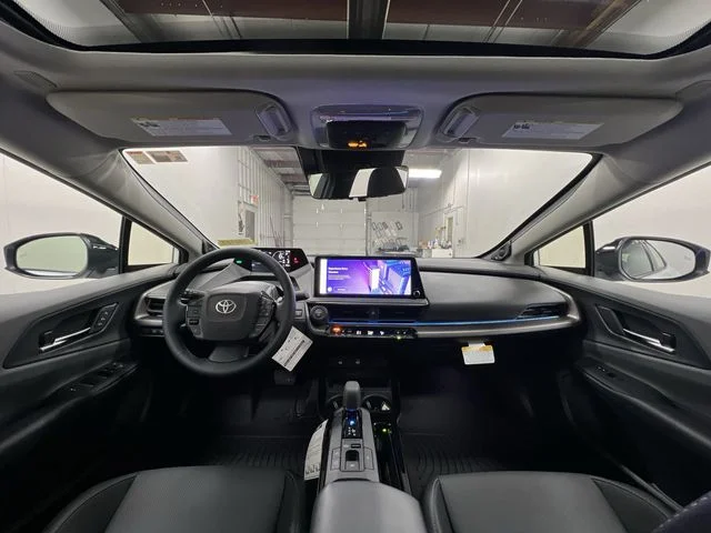 2026 Toyota Prius Limited - Photo 21