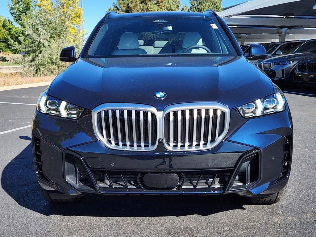 Used 2026 Carbon Black Metallic BMW xDrive40i image 6