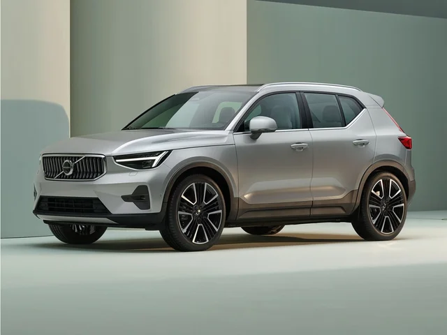 2023 Volvo XC40 Ultimate