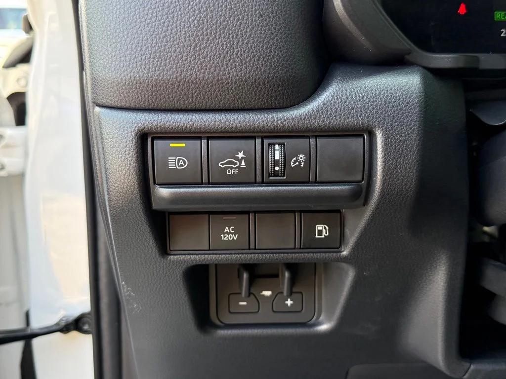 Certified Used 2025 Ice Toyota 1958 image 14
