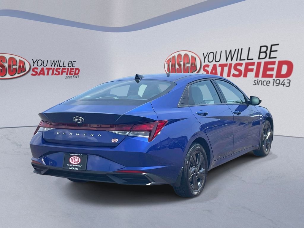 Used 2023 Blue Hyundai SEL image 6