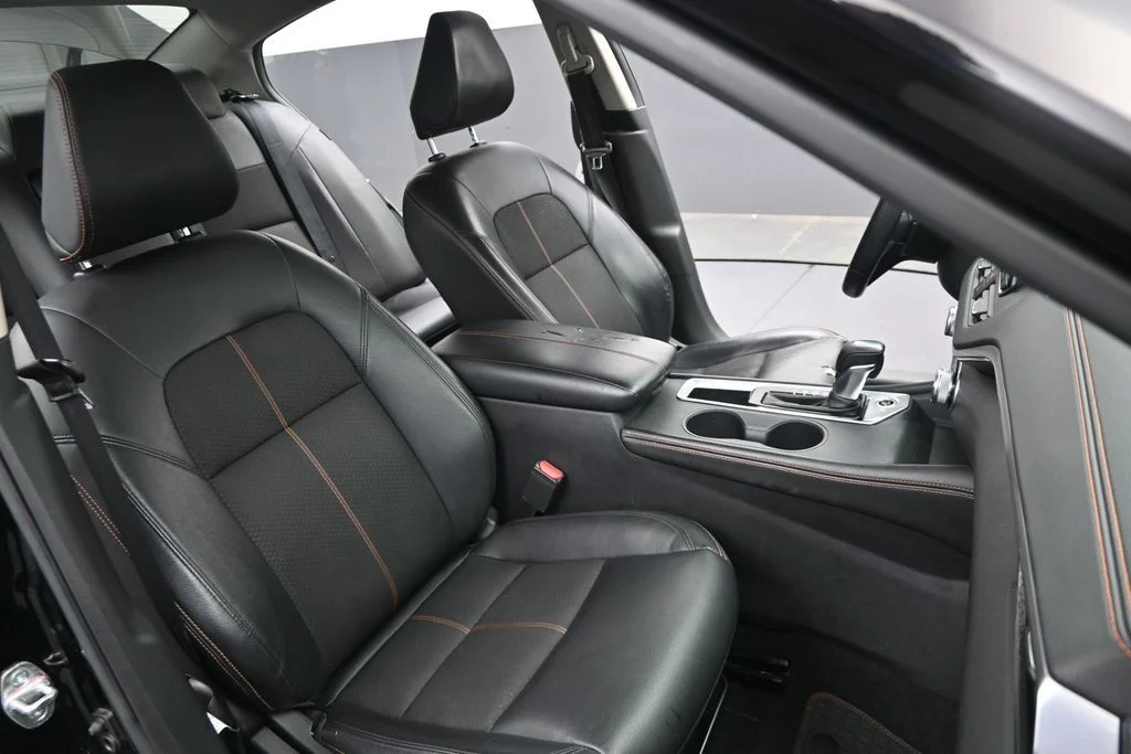 Used 2021 Black Nissan 2.5 SR image 32