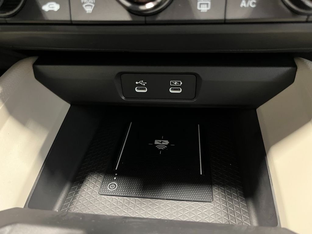 New 2026 Platinum White Pearl Honda LX image 17