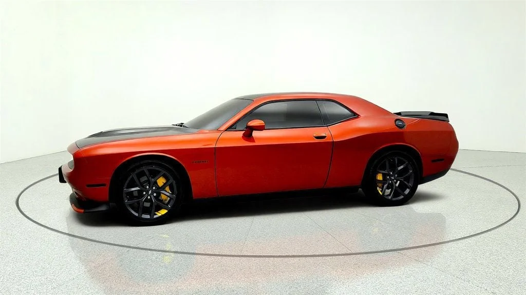 Used 2021 Sinamon Stick Dodge R/T RWD image 8