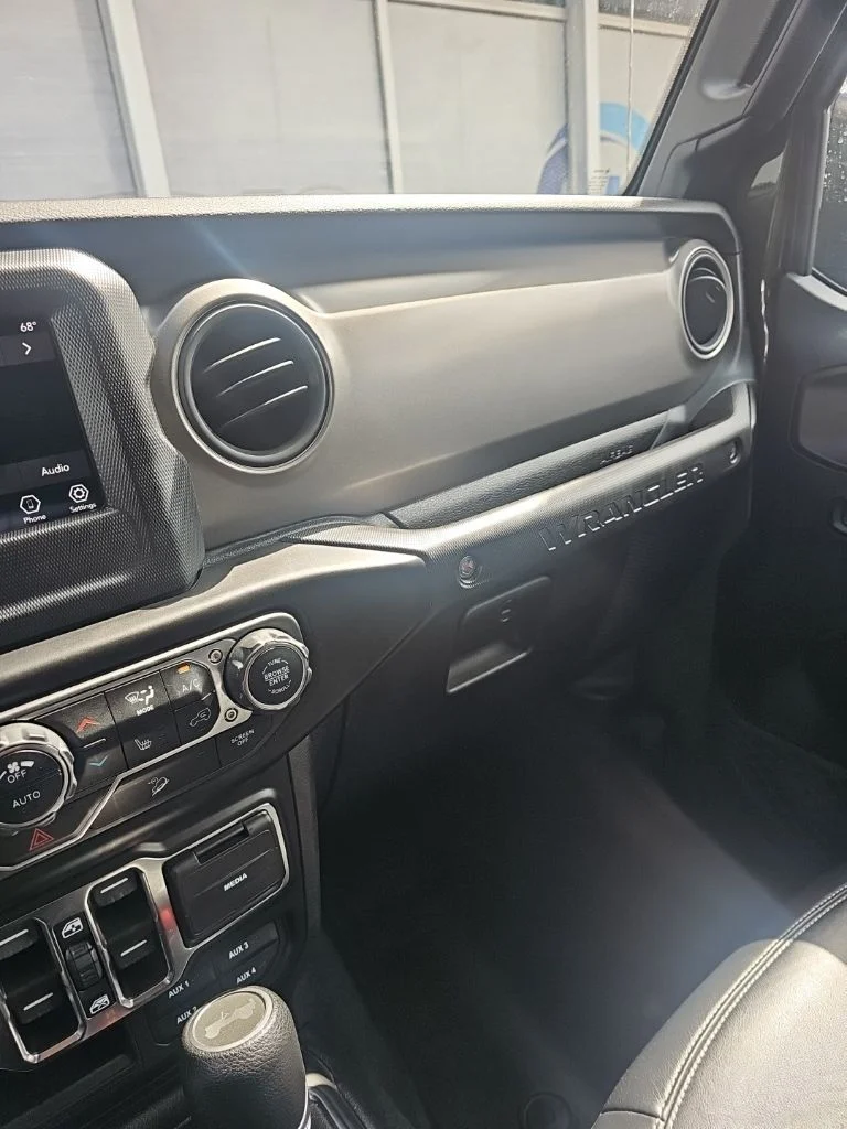 Used 2021 Green Jeep Unlimited Sport S image 13