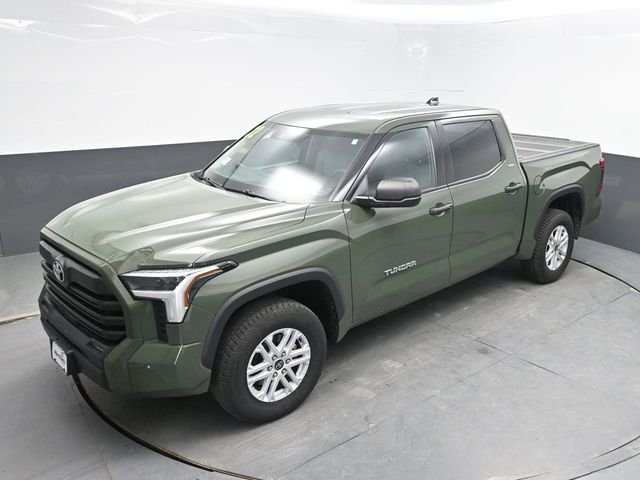Used 2022 Green Toyota SR5 image 24