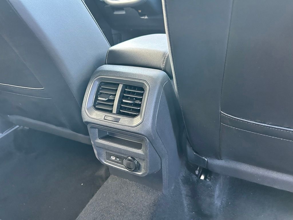 Used 2024 Gray Volkswagen 2.0T SE image 47