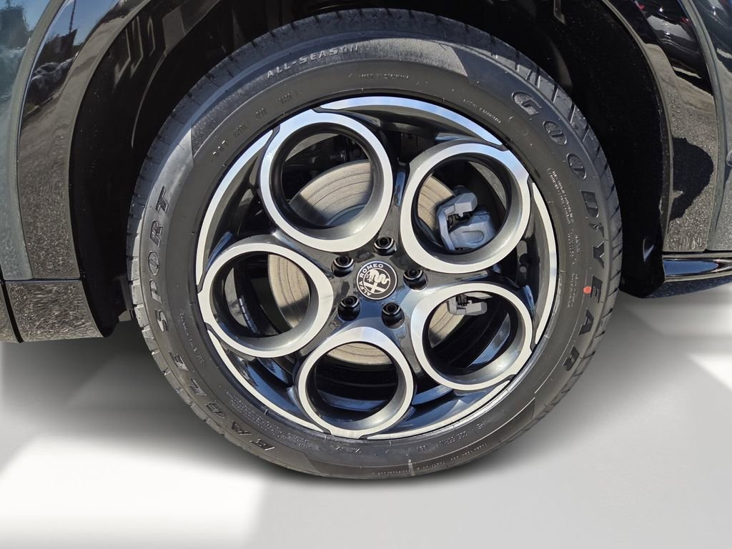 2026 Alfa Romeo Tonale Sprint - Photo 10