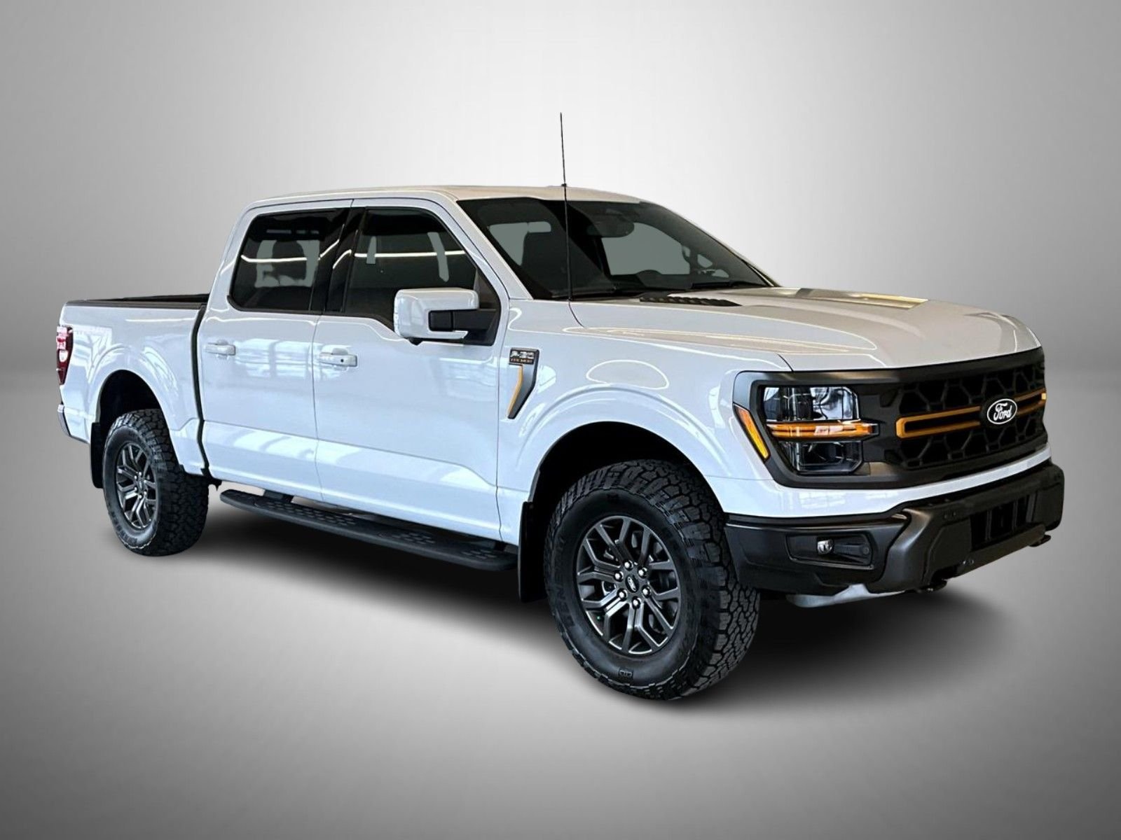 Used 2025 White Ford Tremor image 3