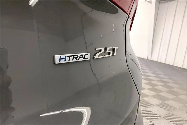 Used 2023 Hampton Gray Hyundai Calligraphy image 9
