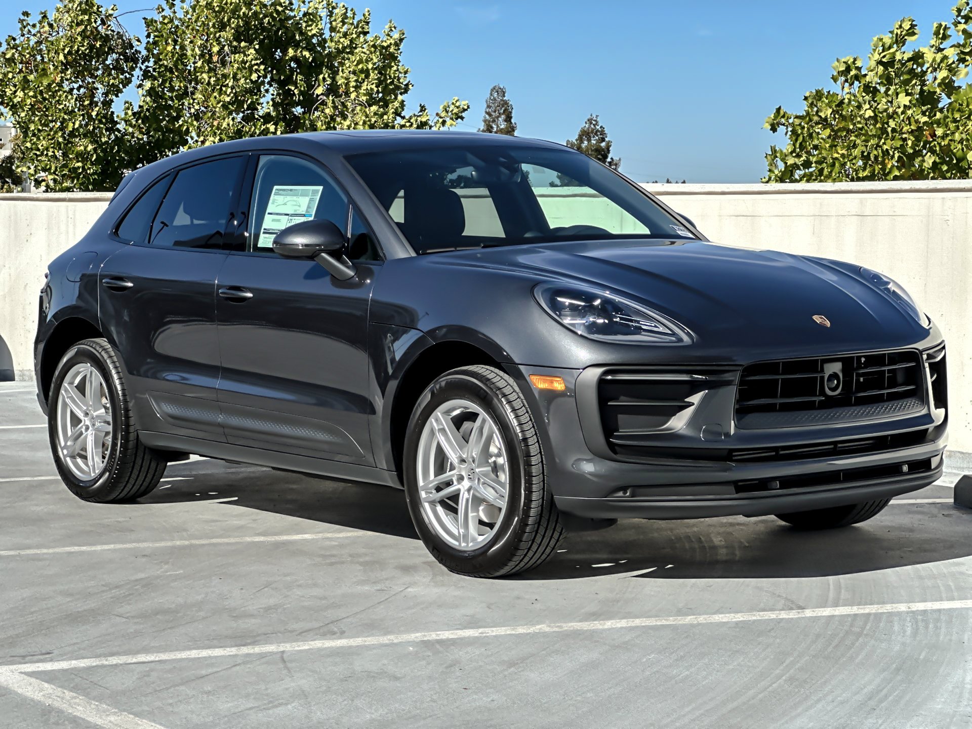 New 2026  Porsche Macan (AWD) image 11