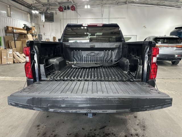 Used 2023 Gray Chevrolet LT image 25