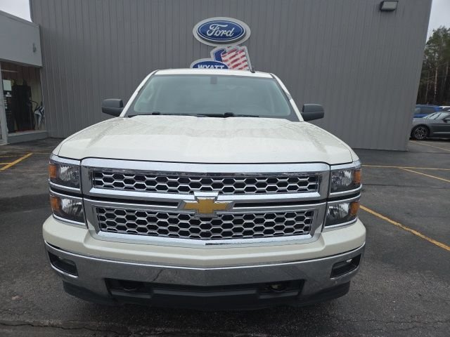 Used 2014 Chevrolet Silverado 1500 LT with VIN 3GCUKREC7EG561883 for sale in Manistee, MI