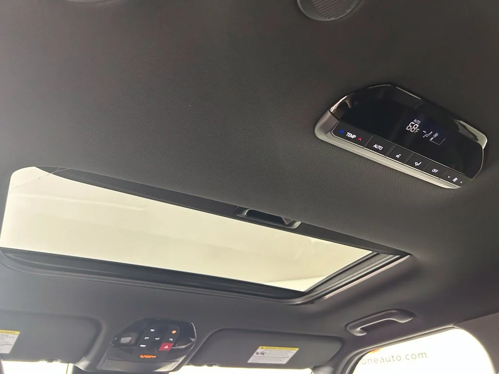 New 2027 Ebony Black Kia S image 14