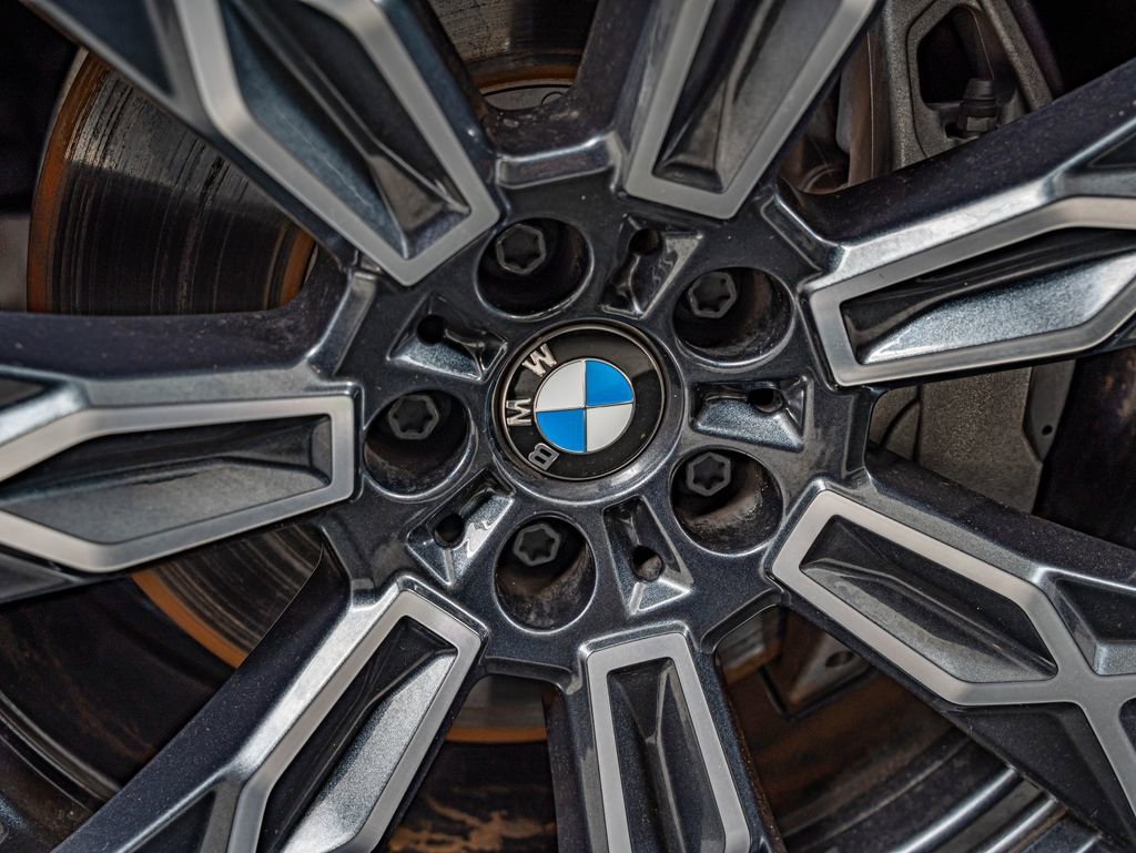 Used 2024 Black Sapphire Metallic BMW eDrive50 image 11