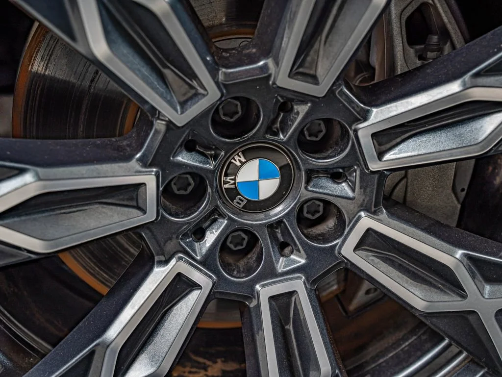 Used 2024 Black Sapphire Metallic BMW eDrive50 image 11