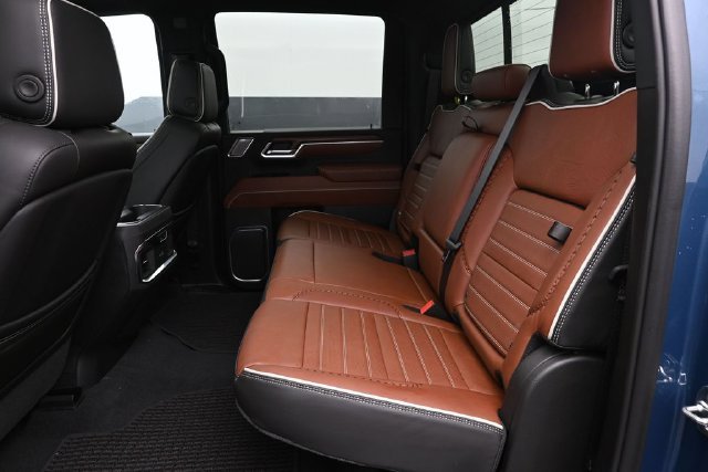 2026 GMC Sierra 2500HD Denali Ultimate - Photo 11