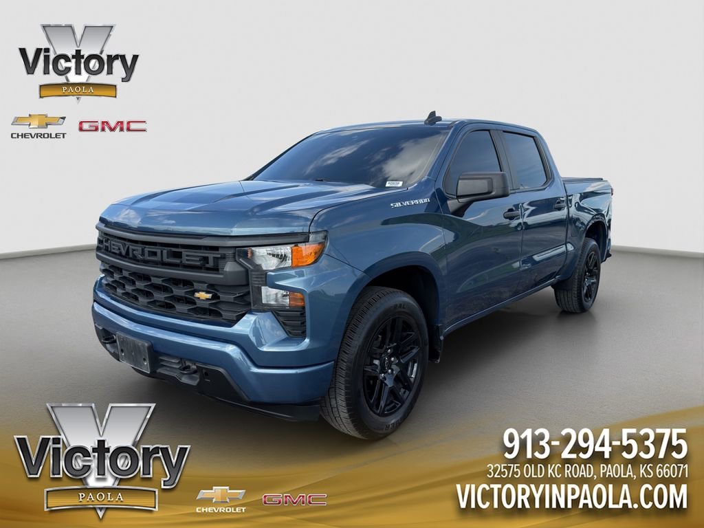 2024 Chevrolet Silverado 1500 Custom Crew Cab Short Box's photo