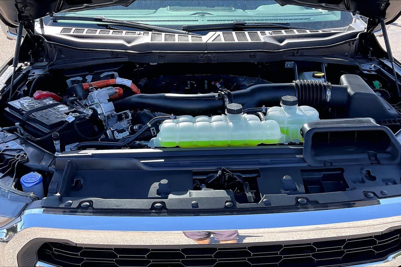 New 2026 Carbonized Gray Metallic Ford Lariat® image 16