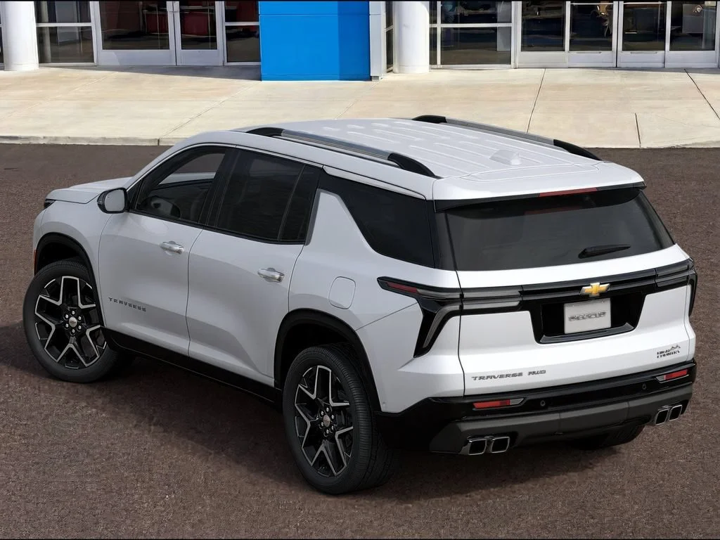 New 2026 Polar White Tricoat Chevrolet RS image 3