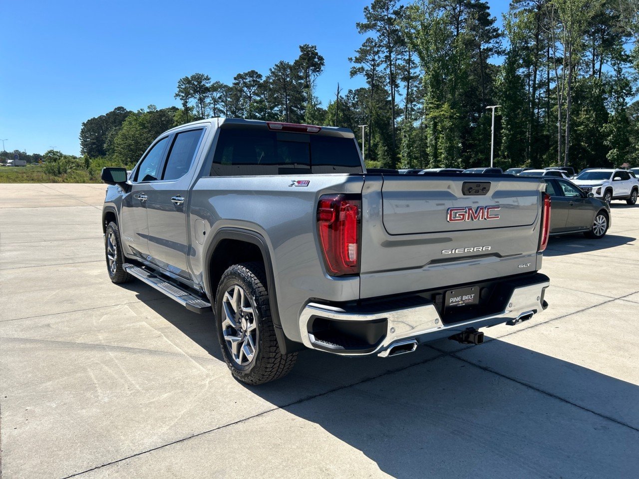 New 2026 Sterling Metallic GMC SLT image 4