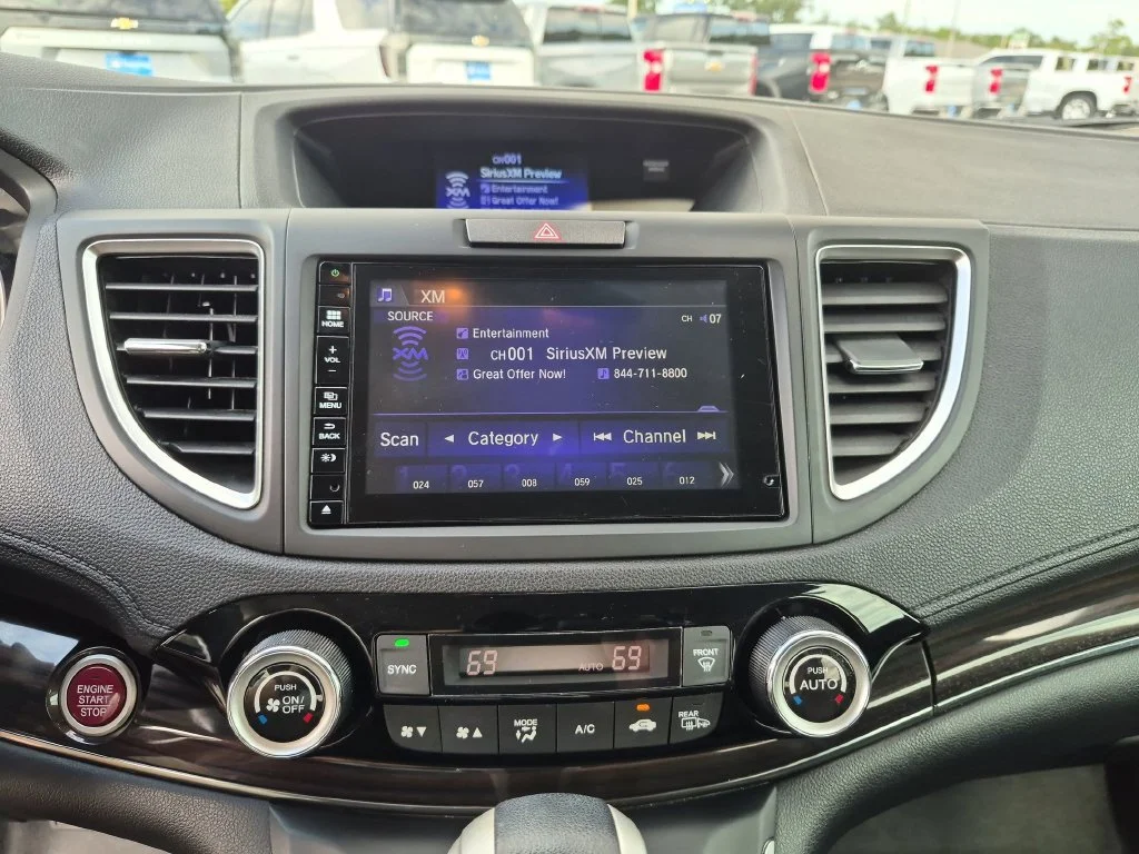 Used 2016 Black Honda Touring image 35