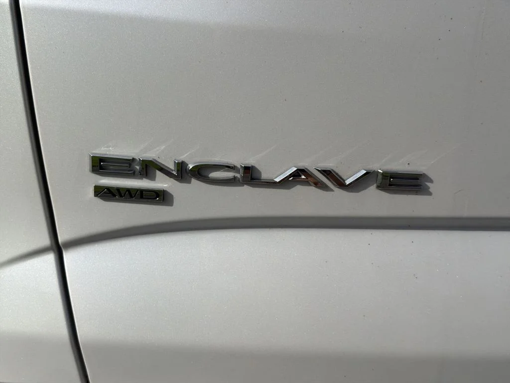 Used 2023 White Buick Avenir image 32
