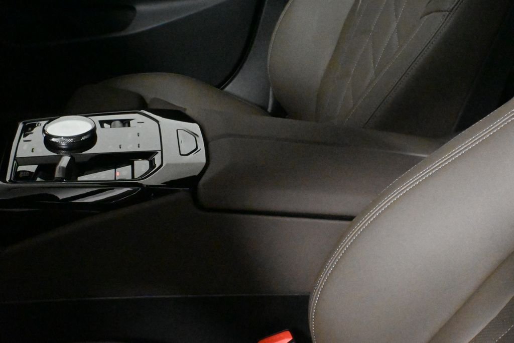 2026 BMW 5 Series 530i - Photo 27