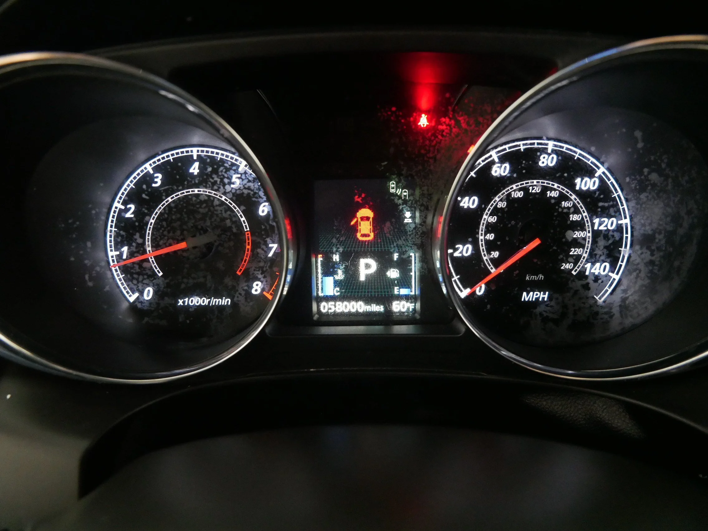 Used 2024 Labrador Black Pearl Mitsubishi SE image 21