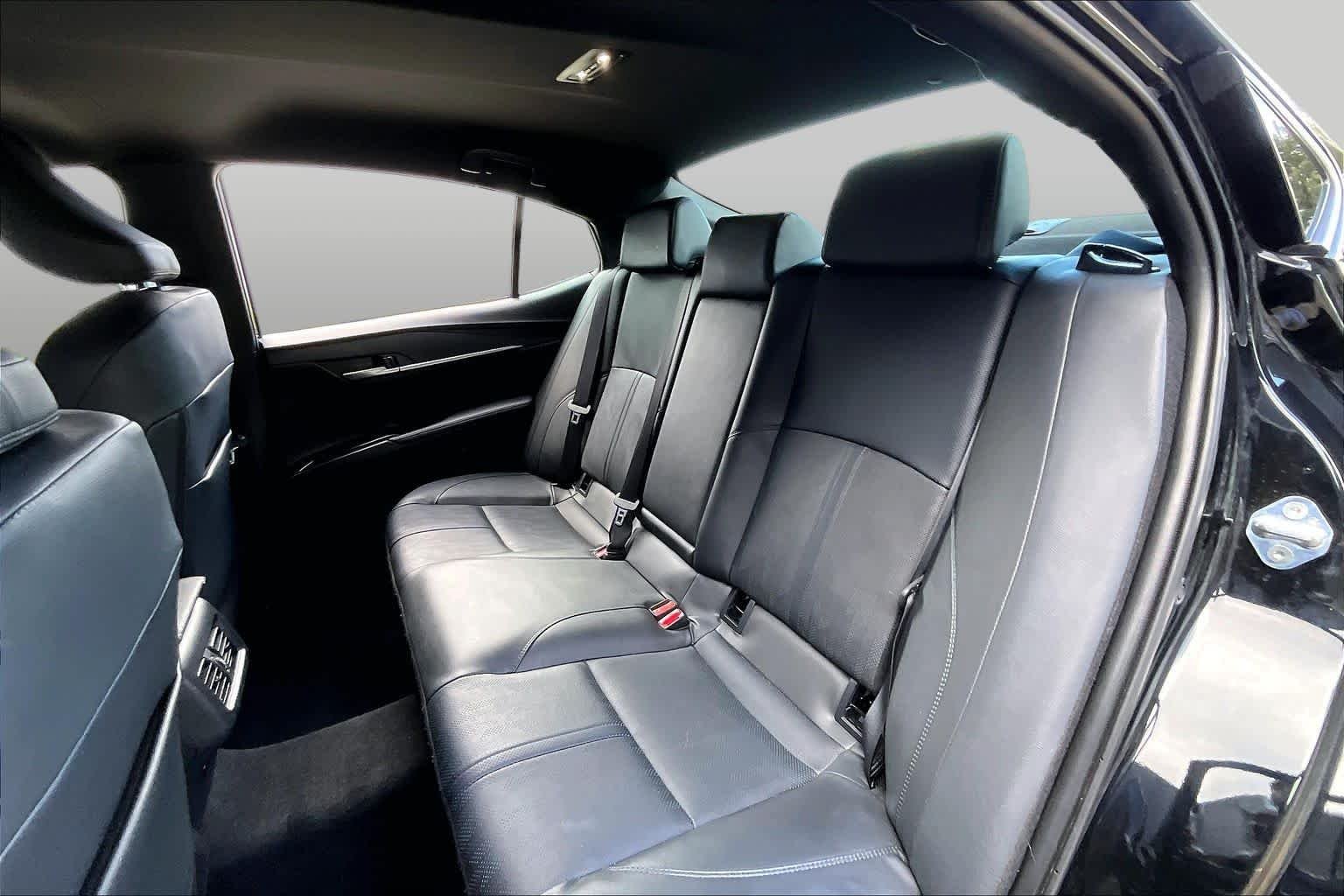 Used 2025 Midnight Black Metallic Toyota XSE image 20