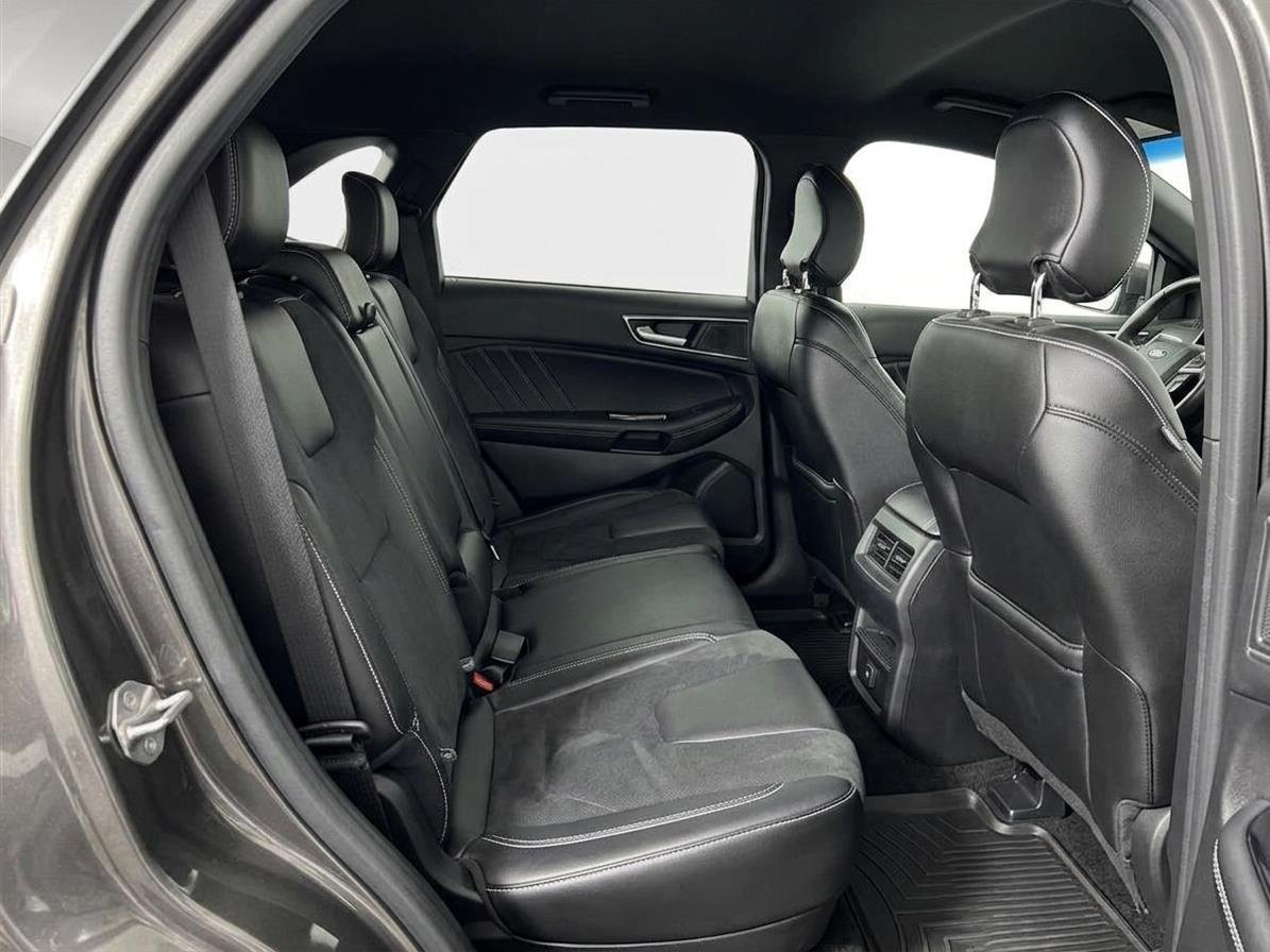Used 2019 Magnetic Metallic Ford ST image 14