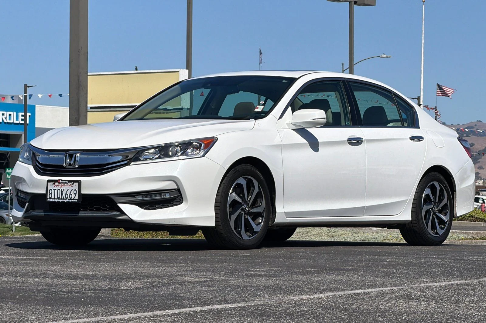 Used 2016  Honda EX-L image 9