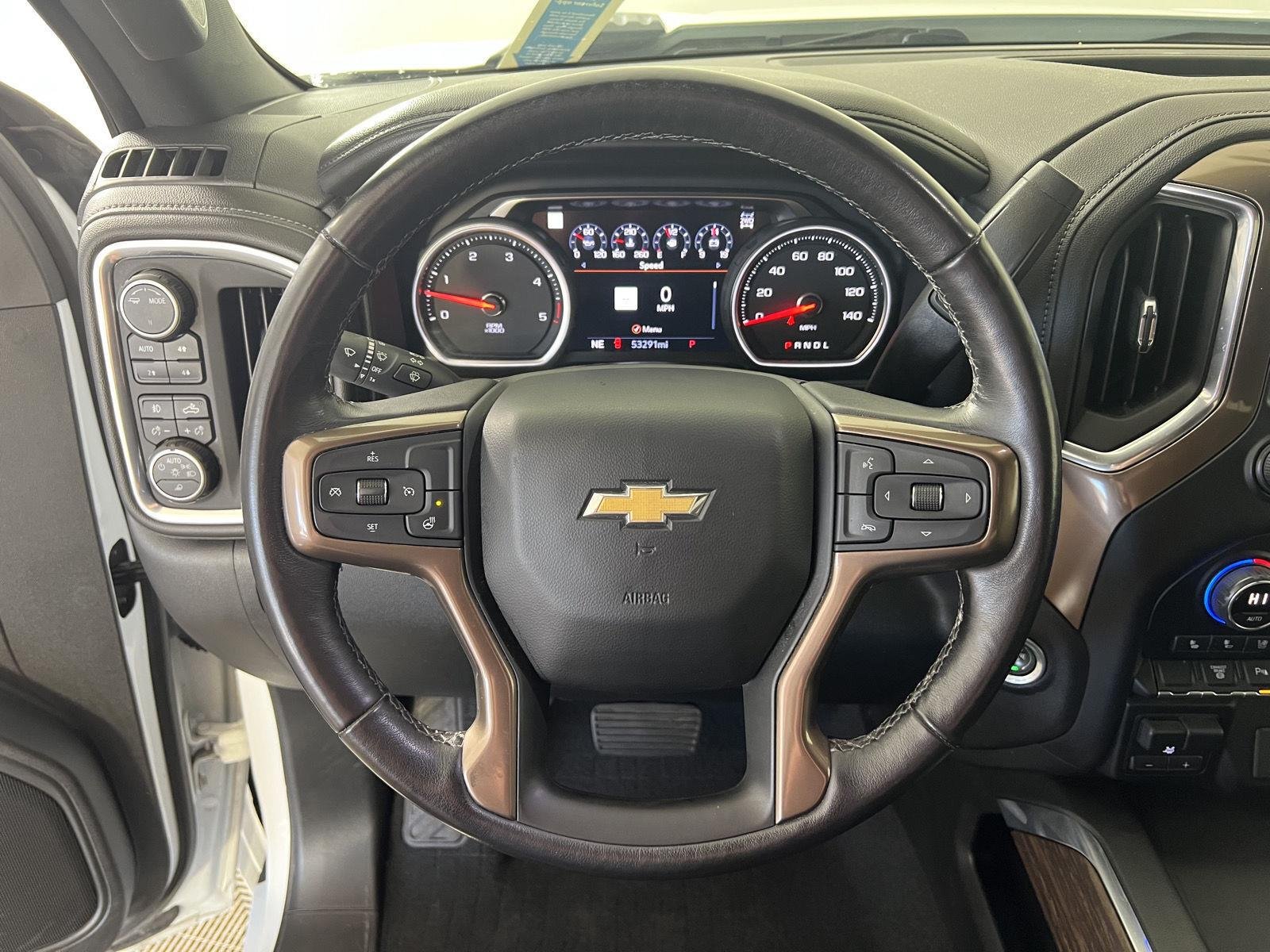 Used 2022 Summit White Chevrolet High Country image 9
