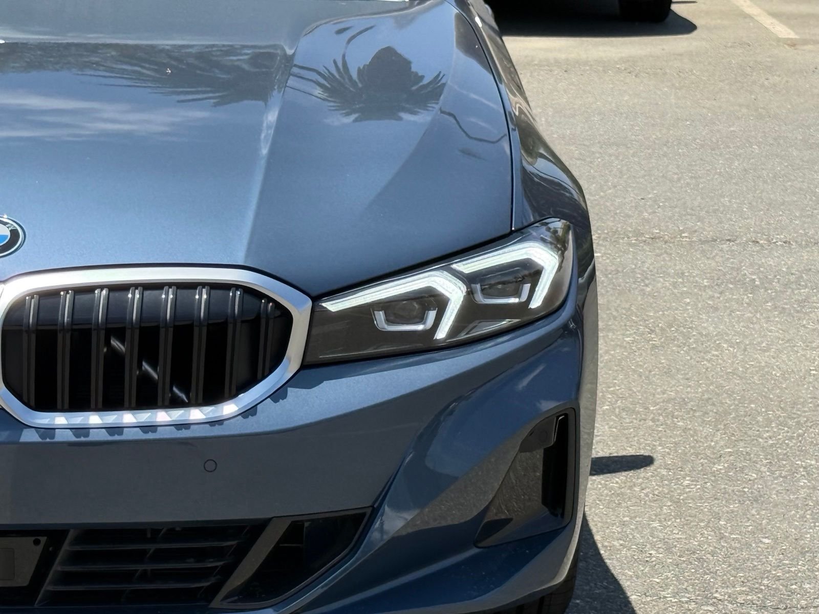 New 2026 Arctic Race Blue metallic BMW 330i image 13