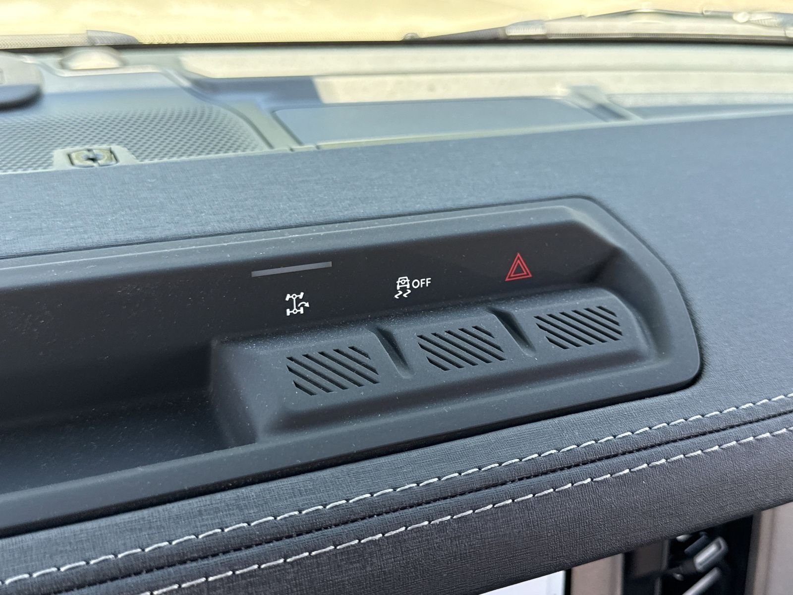 Used 2025 Beige Ford Outer Banks image 12