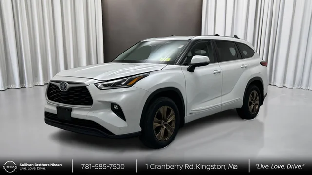 2023 Toyota Highlander Hybrid Bronze Edition