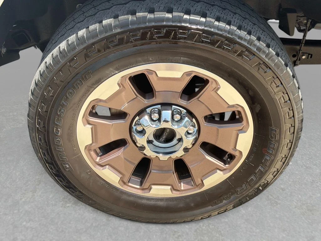 Used 2024 White Ford King Ranch image 12