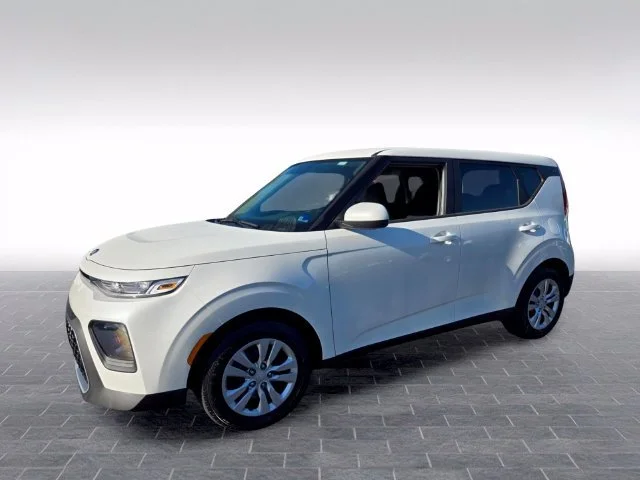 Used 2020 White Kia LX image 3