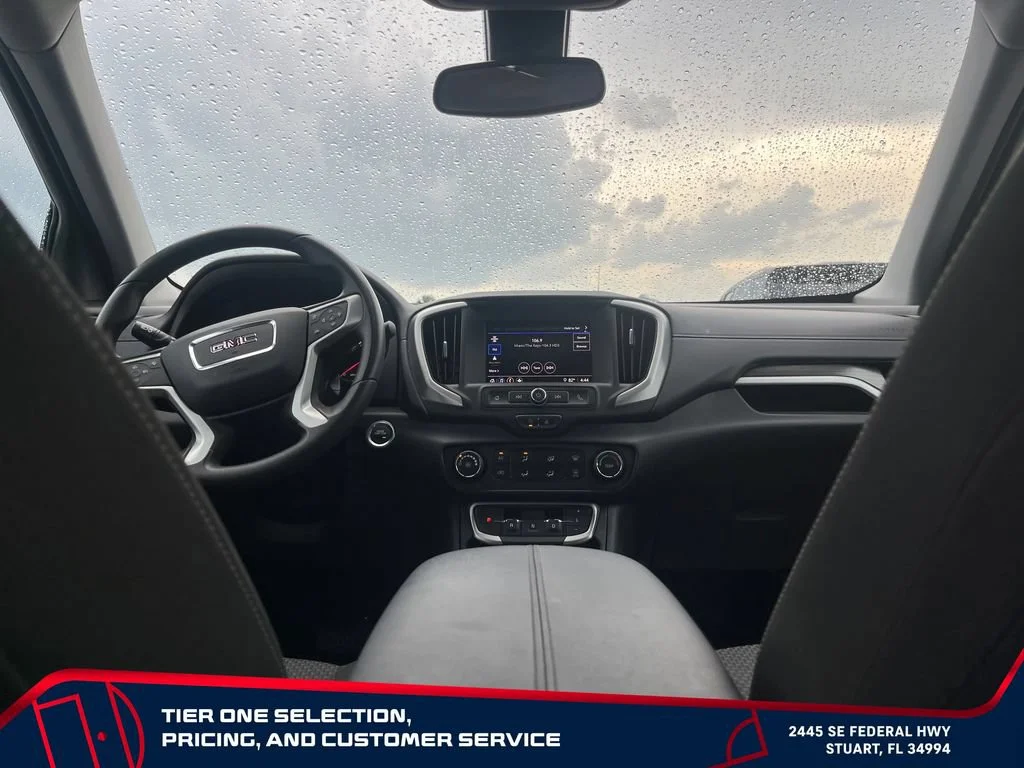 Used 2024 Summit White GMC SLE image 15