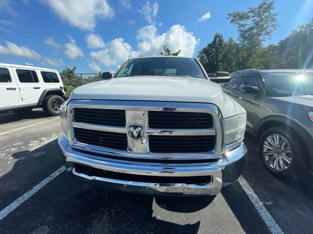 Used 2012 White Ram ST image 4