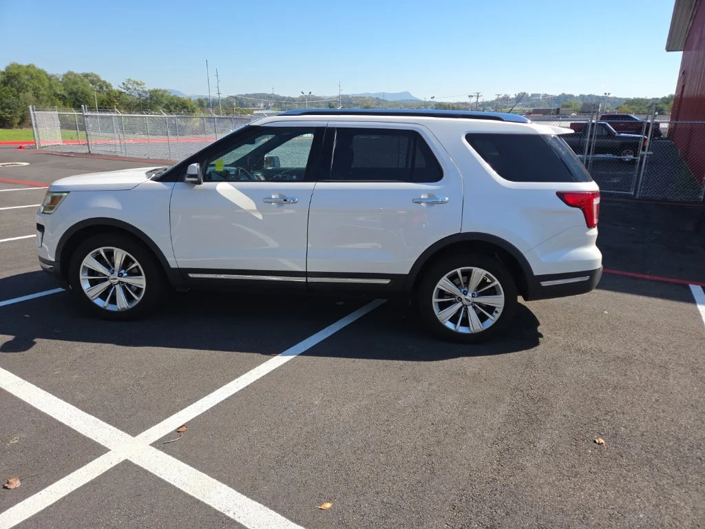 Used 2019 White Ford Limited image 6