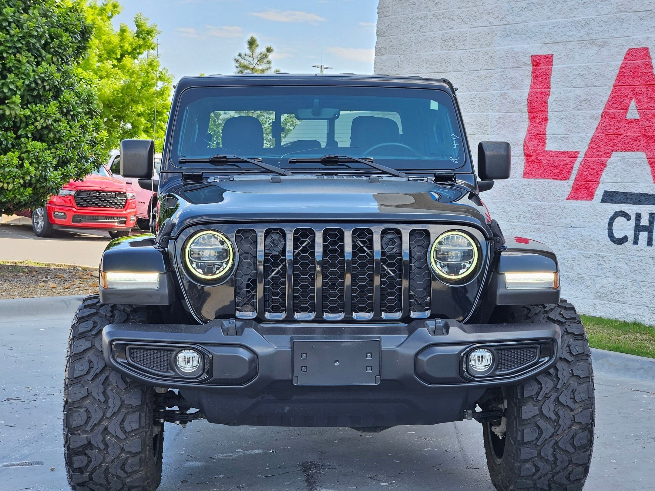 Used 2022 Jeep Gladiator WILLYS with VIN 1C6HJTAG4NL158688 for sale in Little Rock