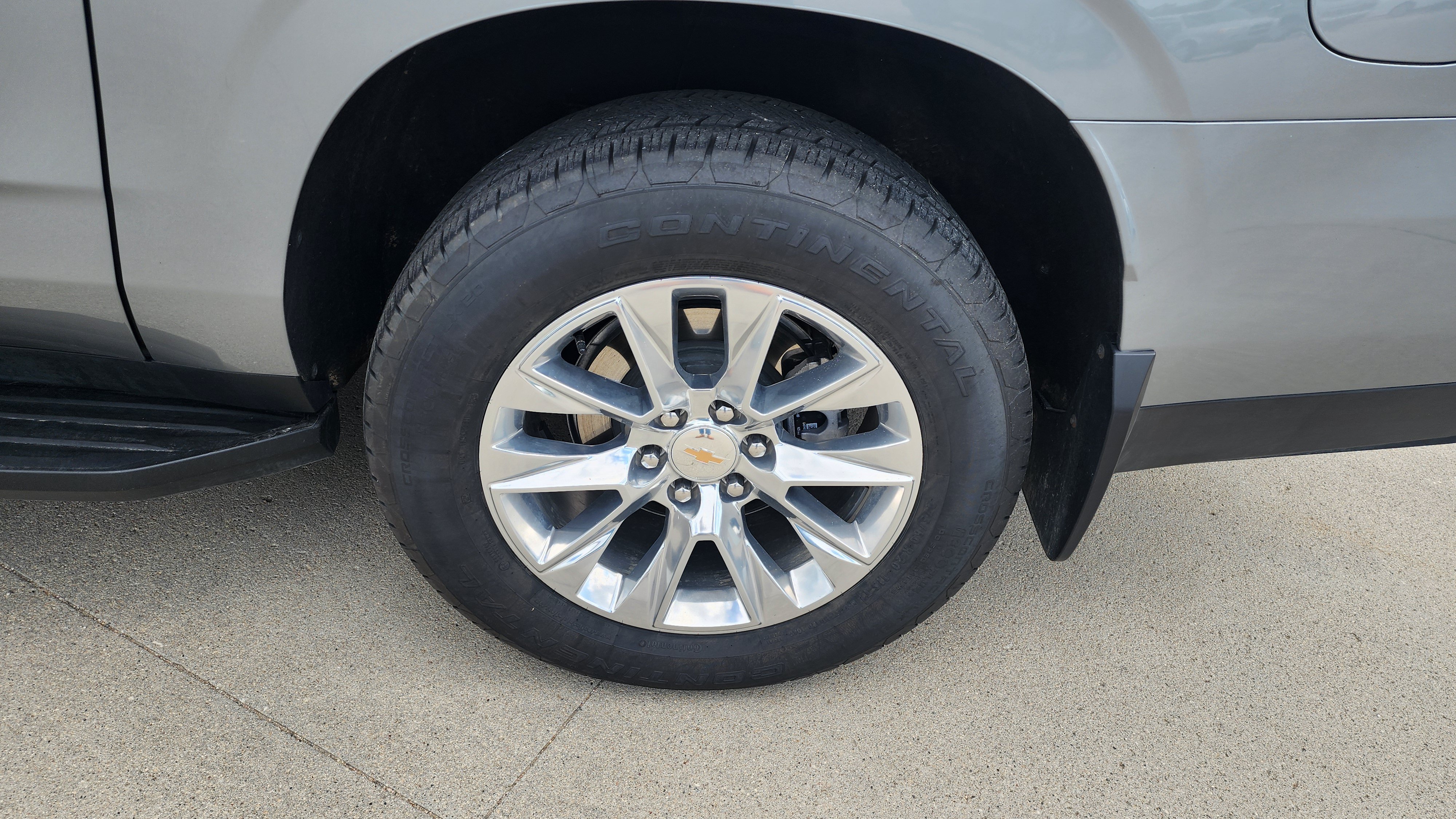 Certified Used 2025 Sterling Gray Metallic Chevrolet Premier image 9