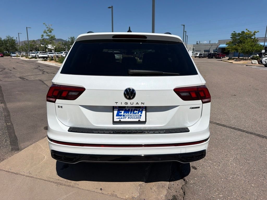 Used 2023 Opal White Volkswagen 2.0T SE R-Line Black image 4