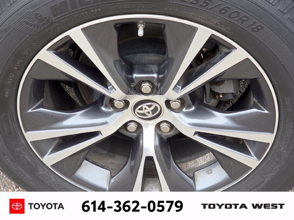 Used 2016 Blue Toyota XLE V6 image 12