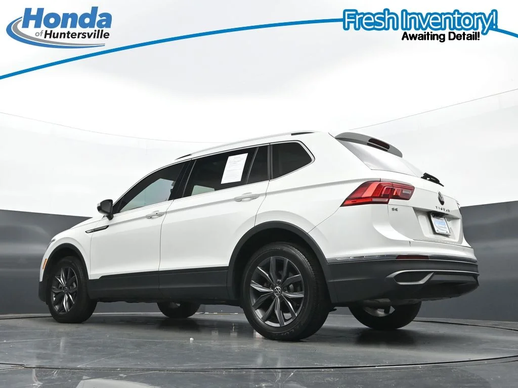 Used 2023 Opal White Volkswagen 2.0T SE image 31