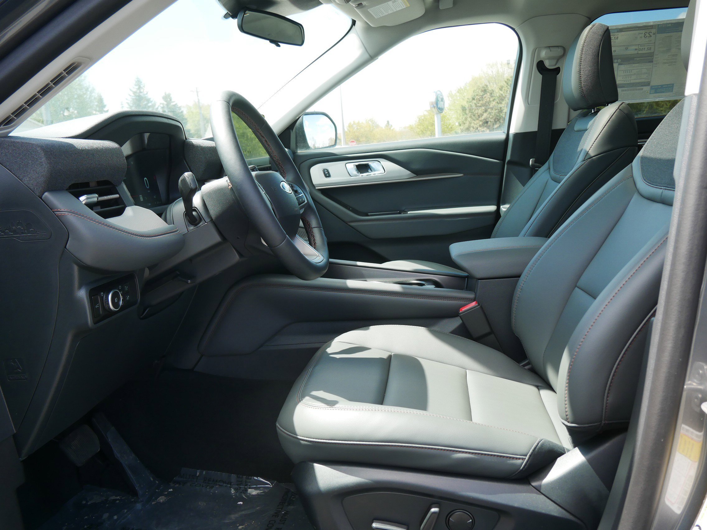 New 2026 Carbonized Gray Metallic Ford Active image 7