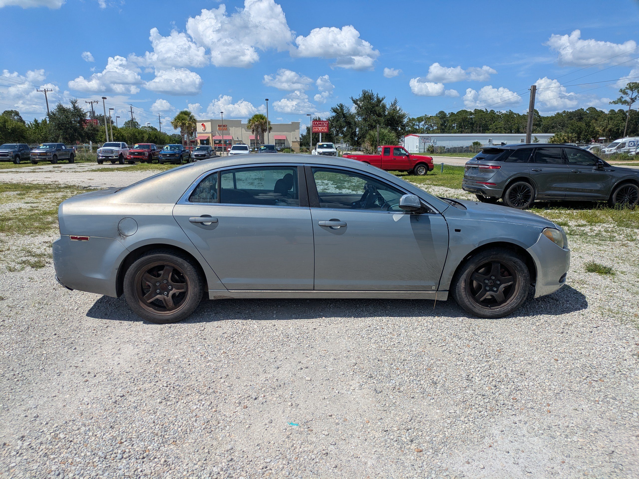 Used 2008 Golden Pewter Metallic Chevrolet LT w/1LT image 3
