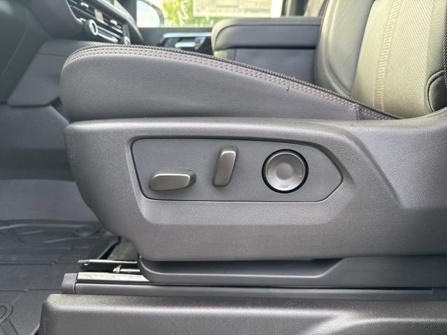 2026 Chevrolet Suburban High Country - Photo 25